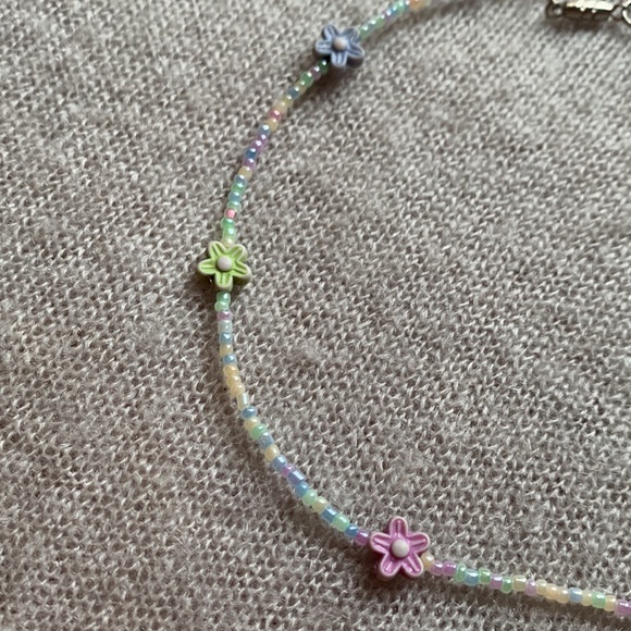 3x25$ ๐โญ๏ธ๐ Handmade - Short necklace - Multicolors beads and flowers. - Picture 2 of 5